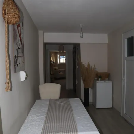 Erkul Old 1 Apartment *