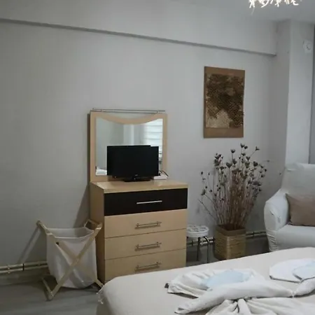 Pink Old 1 * Istanbul