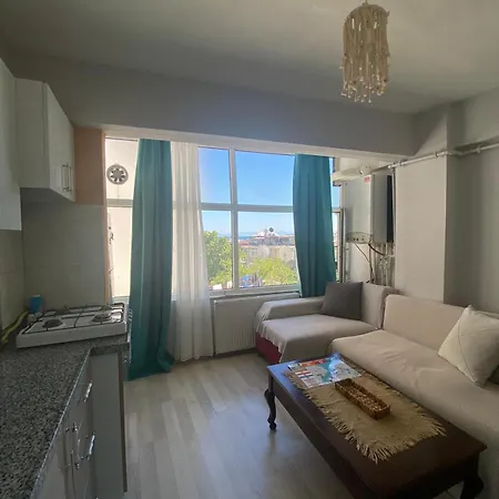 Pink Old 1 Apartment