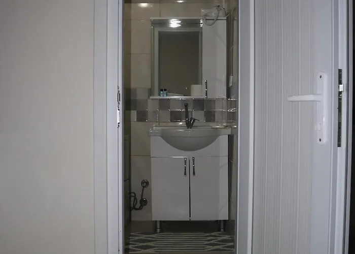 Apartment Pink Old 1