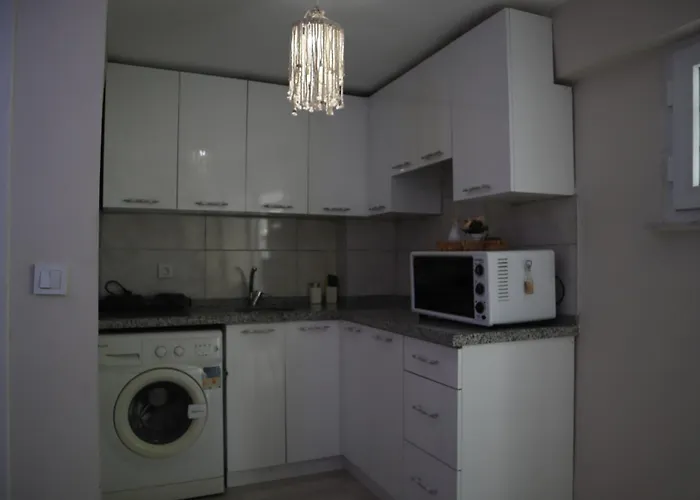 Pink Old 1 Apartment Istanbul