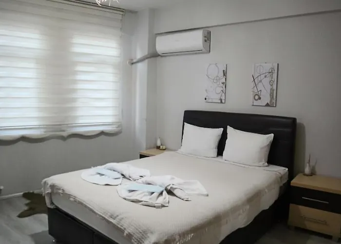 Apartment Pink Old 1 *