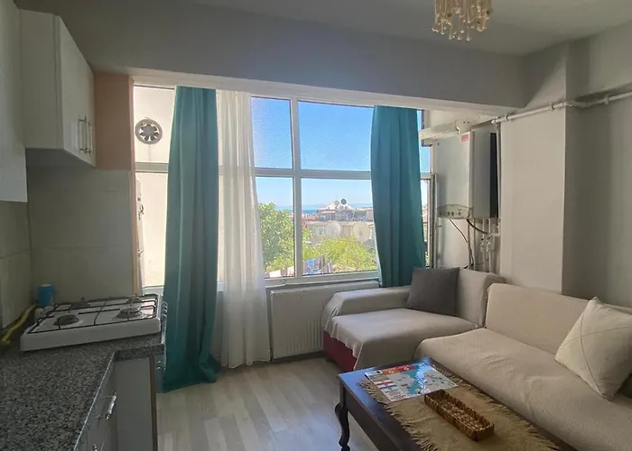 Pink Old 1 Apartment