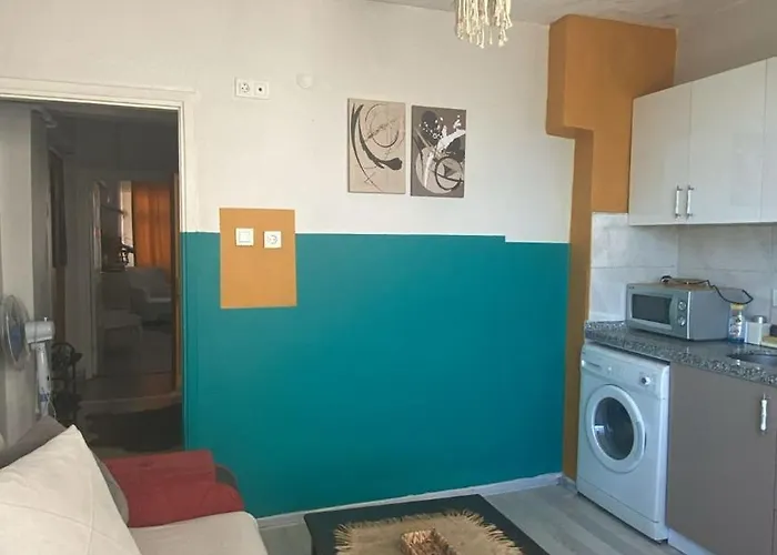 Apartment Pink Old 1 *