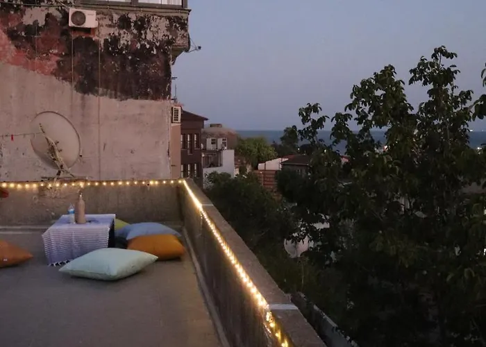 Pink Old 1 Apartment *