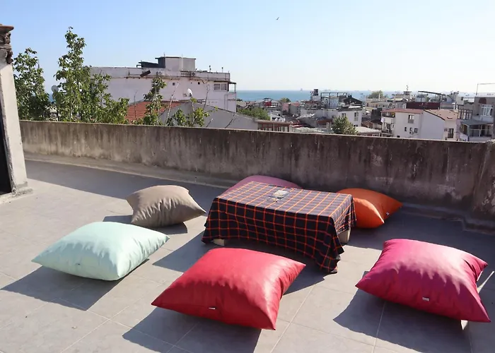 Pink Old 1 Apartment