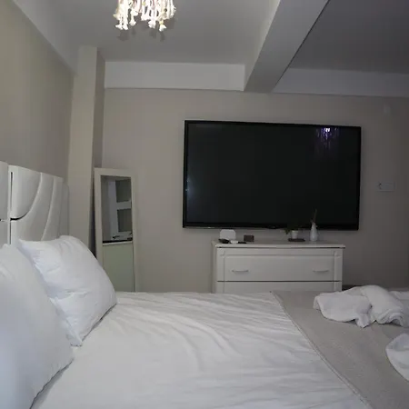 Apartman Pink Old 1