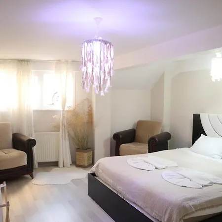 Pink Old 1 Apartman