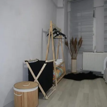 Apartman Pink Old 1